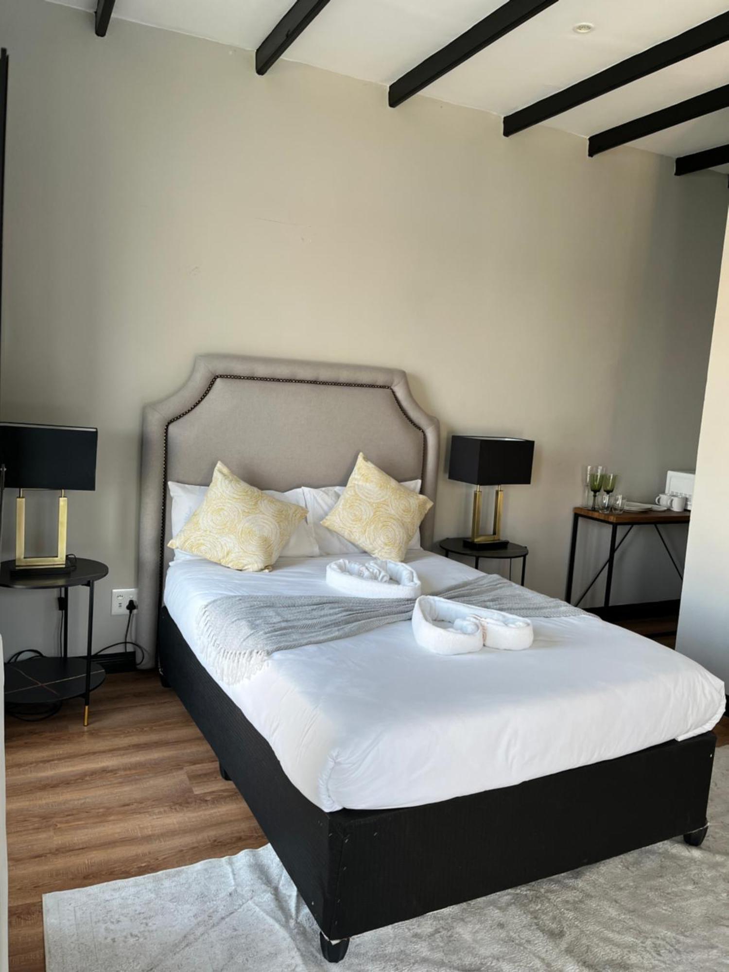 Serene Suite On The Dam Hartbeespoort Quarto foto